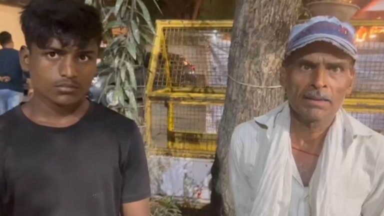 Dewas News: Masked miscreants looted Rs 8 lakh from a salesman in broad daylight in Dewas.